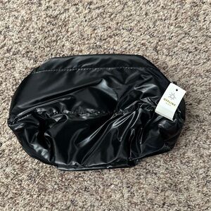 OFFLINE By Aerie Puff Love Pouch
